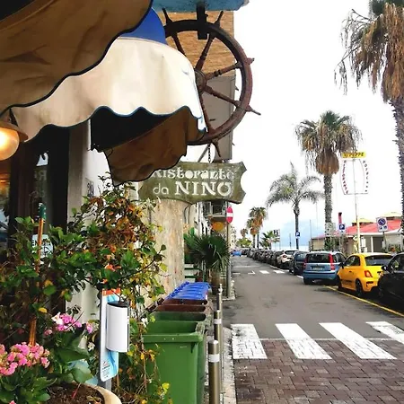 Apartment Deluxe Blue Holiday Taormina Sea Front *